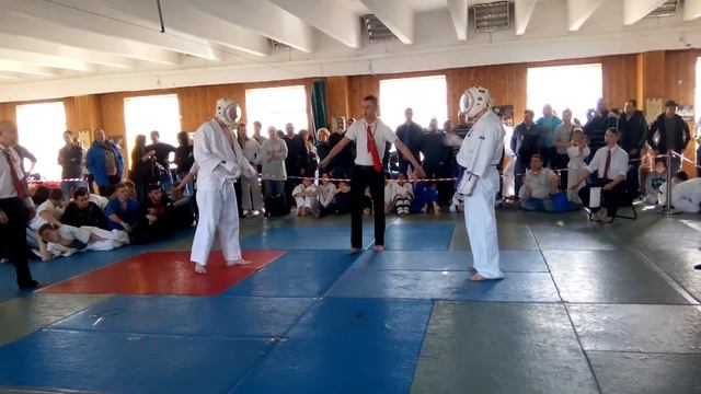 Кудо Киев 27.03.16 турнир для новичков 270+  Роман - Дмитрий
