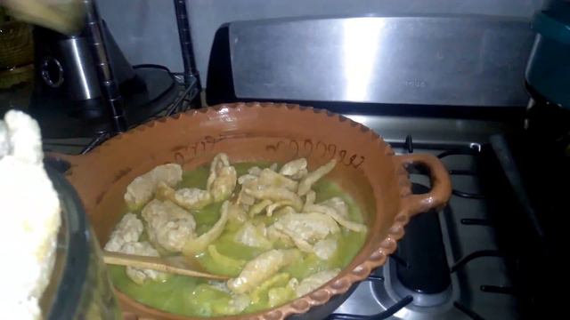 Chicharron De Cerdo En Salsa Verde