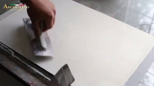 Effetto Seta Oro Bianco, Arcobaleno, (ipək Effekti Ilə Dekorativ Boya). Tətbiqinə Dair Təlimat