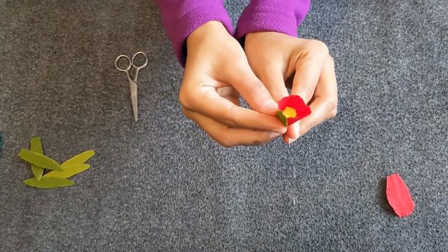 Easy Crepe Paper Flower | Paper Gladiolus |  Paper Craft | DIY | Lockdown TIME PASS | 3 Minute Craf