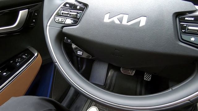 2022 Kia EV6 Long Range Exterior & Interior | Walkaround
