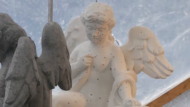 Сергей Буханов. Ангел из гранита