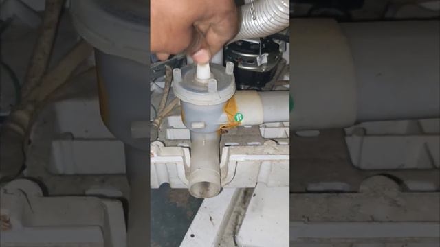 Washing Machine Se Pani Nahin Nikal Raha Hai To Aise Nikal Le