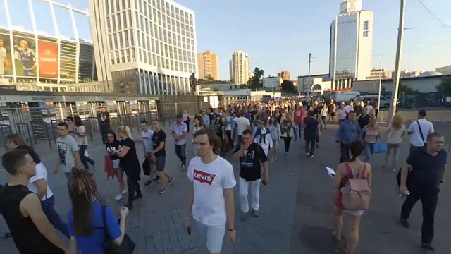 Depeche Mode Очередь в фан зону