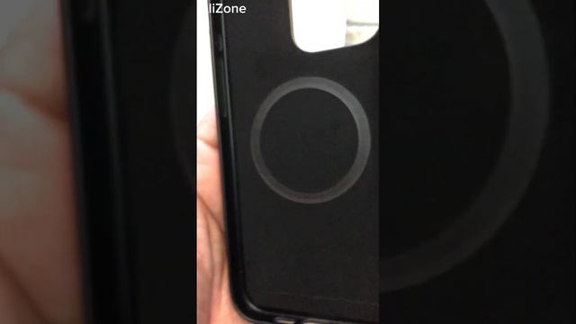 UNIQ Lyden Magclick ChargingCompatible Phone Case For IPhone 15Pro Max Dallas Black.