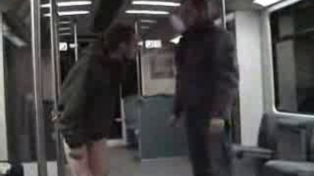 Новый способ успокоить гопника