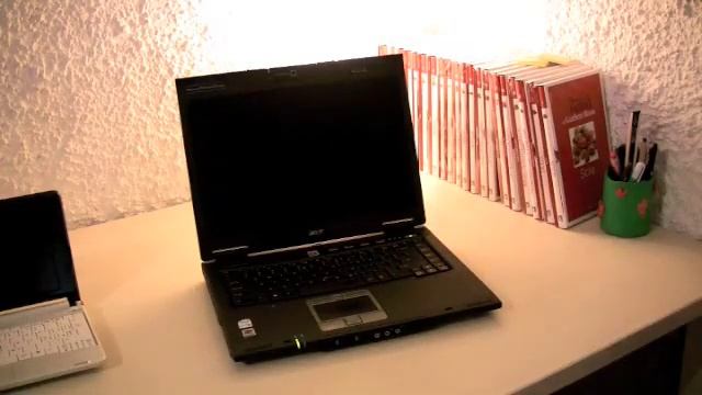 How To Recover An Acer Aspire One.flv