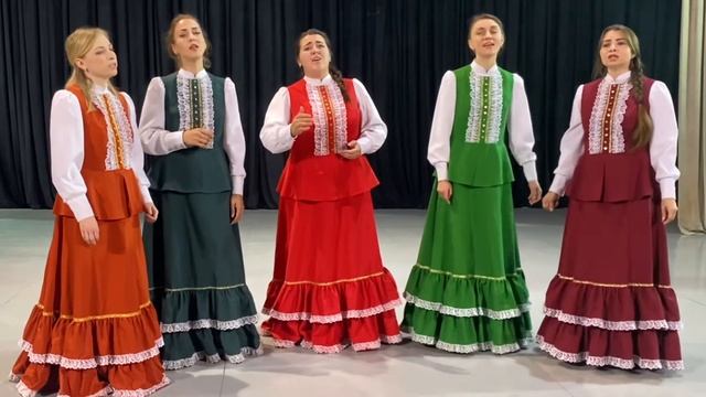 Ансамбль народной песни «Златоцвет» (рук. Дарья Чехомова) - Вечерок вечерается (н.п. Алтайского кр)