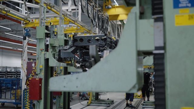 New Mercedes-Benz EEconic PRODUCTION Line In Germany | Battery-electric Truck