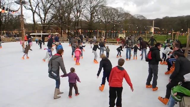 Nikon Coolpix P7100 Review - LetsGoDigital