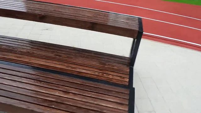 Малая трибуна в Ватутинках у спортплощадки от компании Хоббика