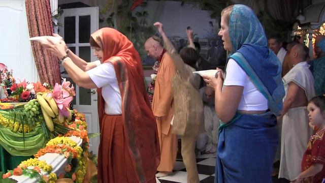 2012.08.10 Irkutsk. Janmastami Kirtan, Abhisek -  Е.С. Бхакти Чайтанья Свами. 10.08.2012 Иркутск