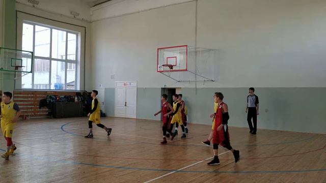 КДЮСШ-2 Харьков - СДЮШОР-06 Авангард 08.02.2019 ВЮБЛ 2006 Вторая четверть