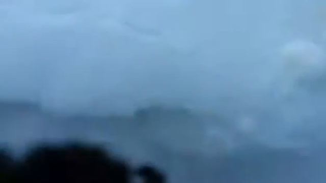 перевернулись на снегоходе