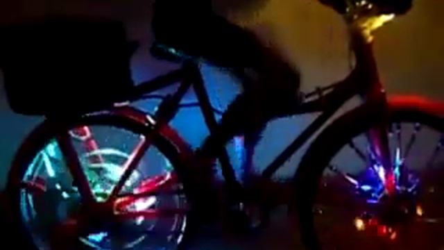 OH LOOK ...NO BATTERY  NO DYNAMO  (MyCyclite)