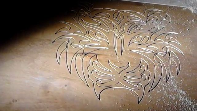 Разделочная доска, фрезеровка ручек.