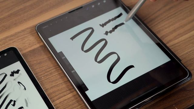 Apple Pencil 2 VS Logitech Crayon: Which Should YOU Buy?