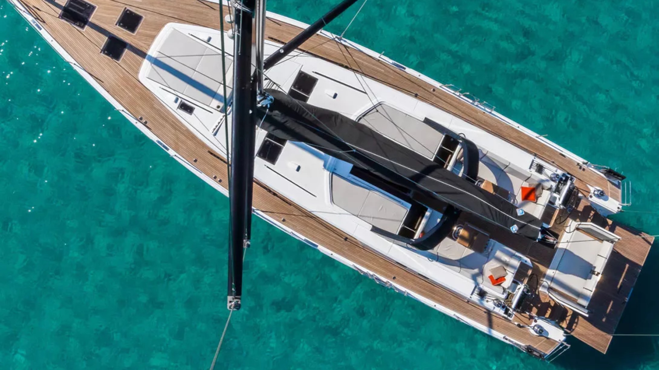 Быстрый обзор новой Oceanis Yacht 54 в Каннах 2024