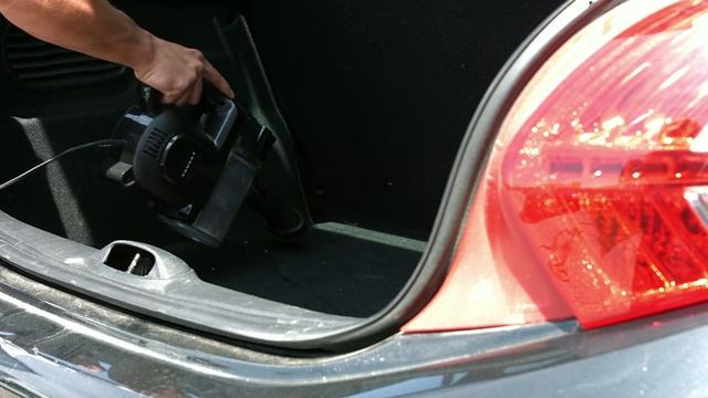 Leistungsstarke Zyklon-Staubsauger Im Test Mit Katie Steiner (November 2016)