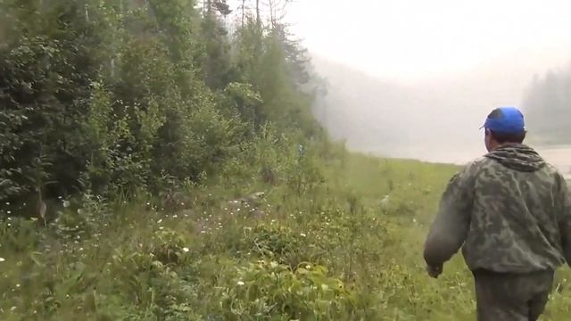 Рыбалка 501 Серия 9 в Тайге Клюют и ловятся Огромные Ленки и Хариуса Выживание, Охота  Бушкрафт