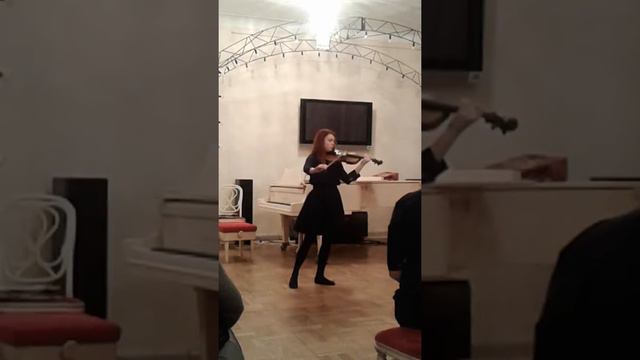 Маша. Бах.