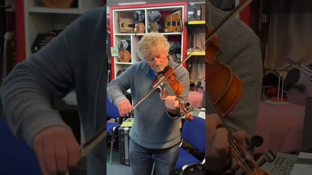 Martin McGinley Plays Franz SANDNER Violin