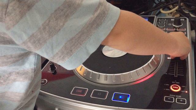 2019 07 Арсений диджеит