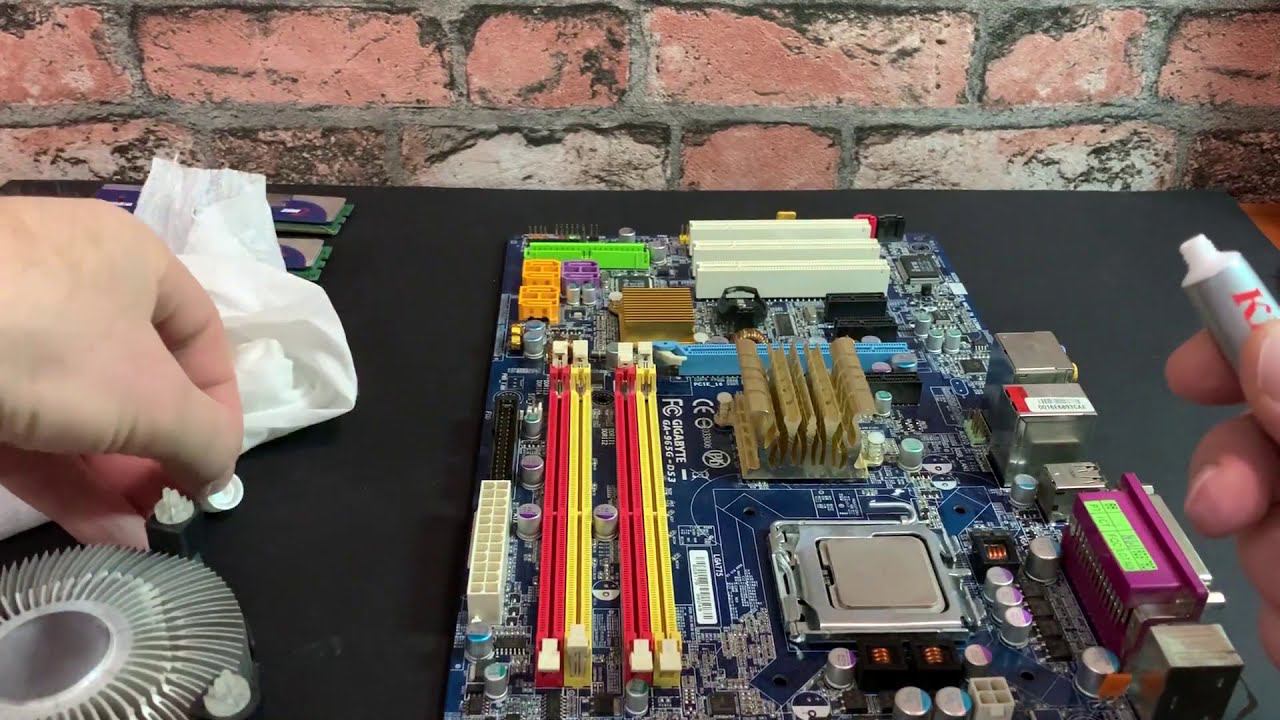 Как правильно наносить ТЕРМОПАСТУ ? , все очень просто !