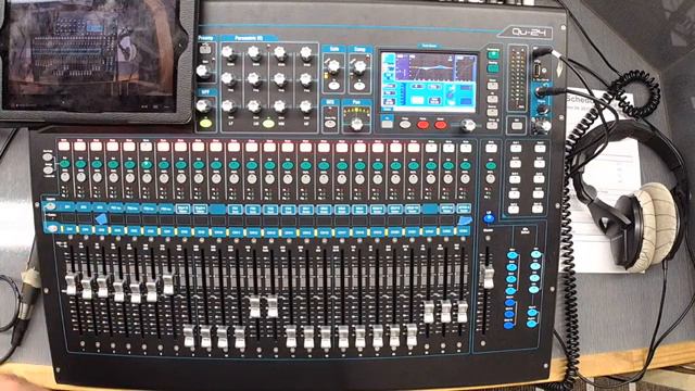 AH QU 24 Monitor System - 16