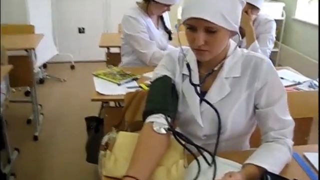 На практических занятиях по модулю ПМ04 101 группа 3 бр. Нижневартовский мед  колледж