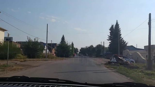 Давлеканово из окна такси. Город в Башкирии на реке Дема