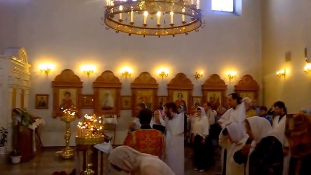 2016 июнь 01 храм Всех Самарских святых .посев газона.автополив. помошники