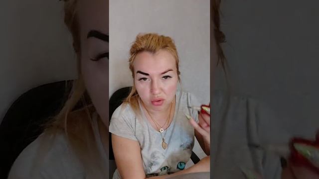 перманет сама себе/перманентный макияж бровей/вертикальное видео