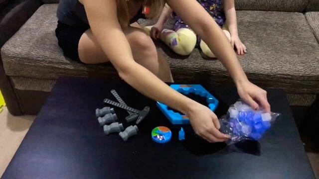 Открываем настольную игру пингвин в ловушке / Open The Board Game Penguin In The Trap