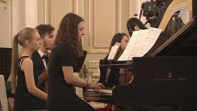 София Курмасова. 