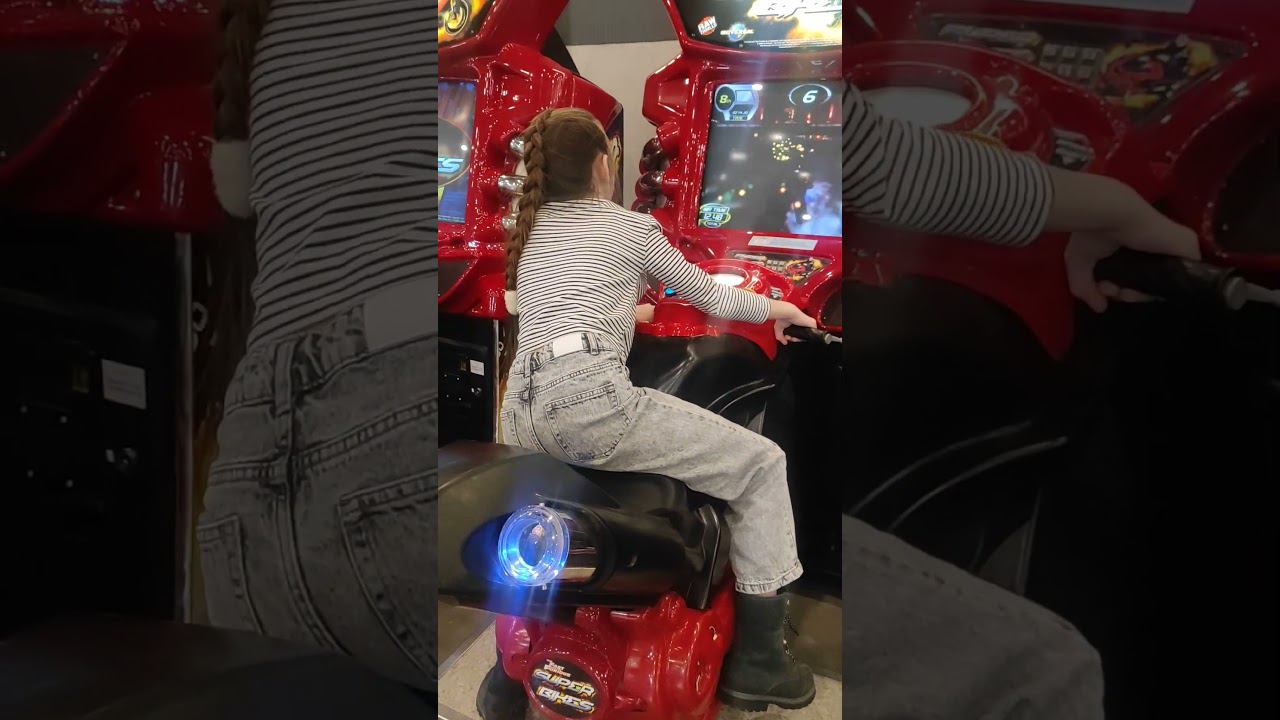 МОТОДЕВОЧКА   #shorts  #классноевидео #мотоциклы  #гонки #девушканамотоцикле #video