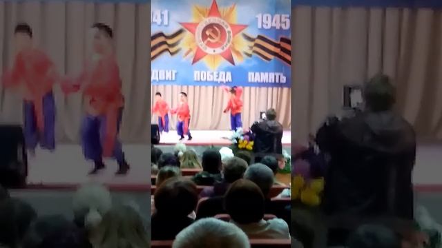 Небо засыпай
