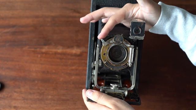 CAMERA TOUR | Kodak 3A Model B-4 Medium Format Film