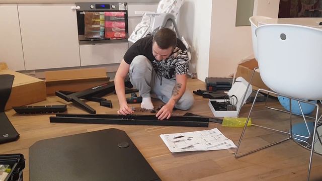 Vlog - Zamieniam Biurko Na D 3000 Od Pro-Gamer - Upgrade Stanowiska Cz.2