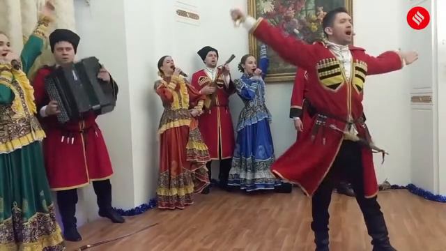 Фольклорный ансамбль 