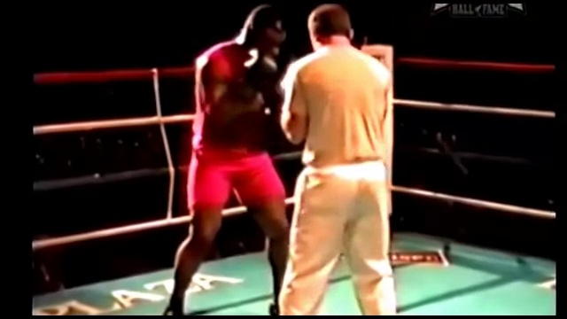 Майк Тайсон раскрывает секреты(тренировка с Кевином Руни)