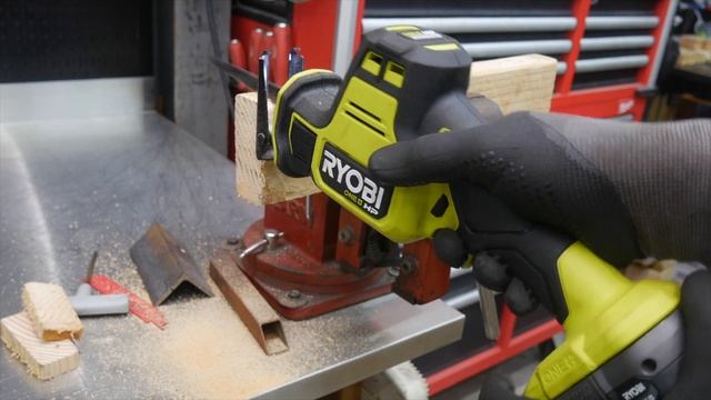 Ryobi HP One+ One Handed Recip Saw Review [18V COMPACT PRO]