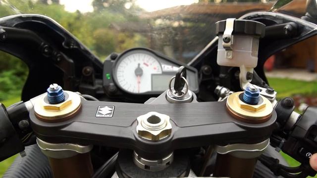 GSX-R 1000 K2 - Akrapovic Without Eater!