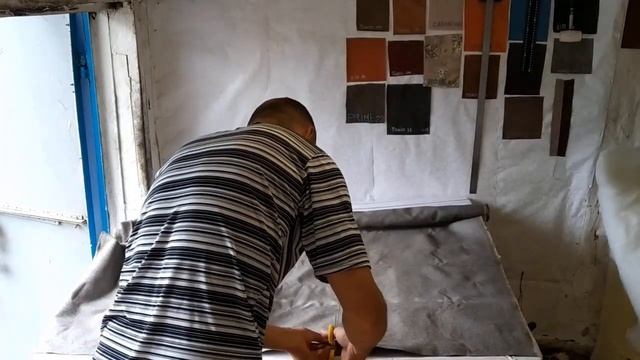 СТУЛЬЯ.