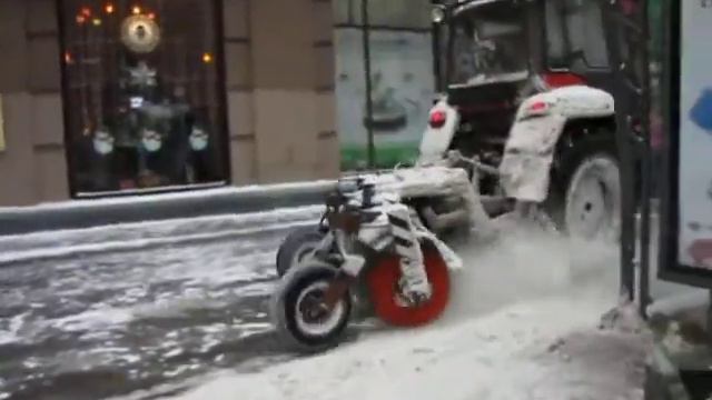 Московские коммунальщики за работой