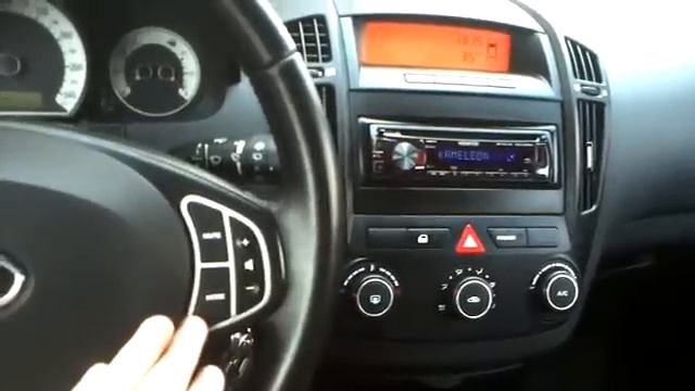 Kenwood KDC 3054-URY Kia Pro Ceed