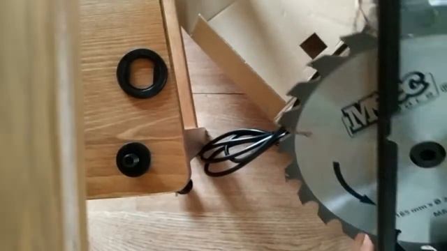 Pilarka Tarczowa MEEC TOOLS Z Jula 1200W. Jak Wymienić Tarczę 185mm W Pilarce Ręcznej? Zagłębiarka