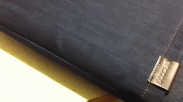Incase Terra Sleeve - Macbook Pro