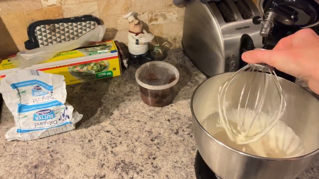 Ооочень вкусные пирожные |Готовим «киевские» пирожные| Рецепт безе - готовим дома|