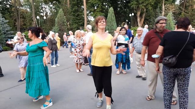 АЙ ЛАВ Ю